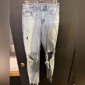 American Eagle Outfitters Light Wash Ripped Boyfriend Jeans